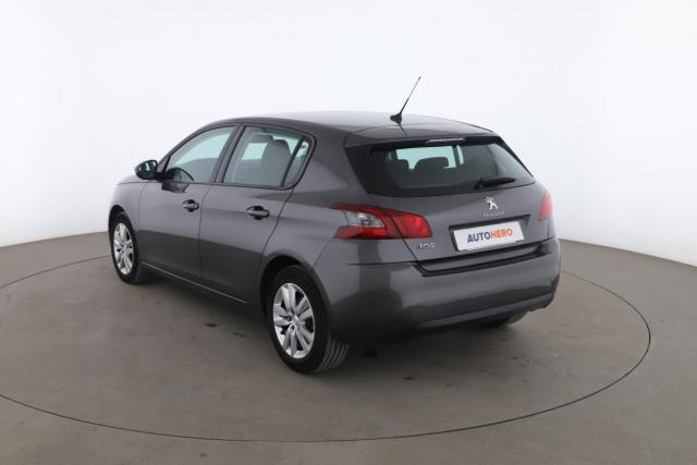 Peugeot 308 image 2