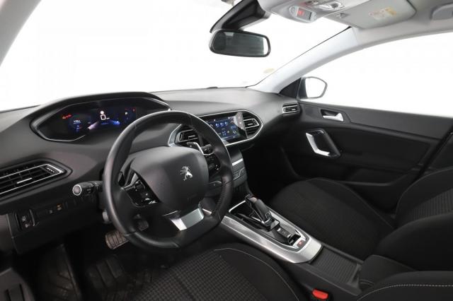 Peugeot 308 image 1