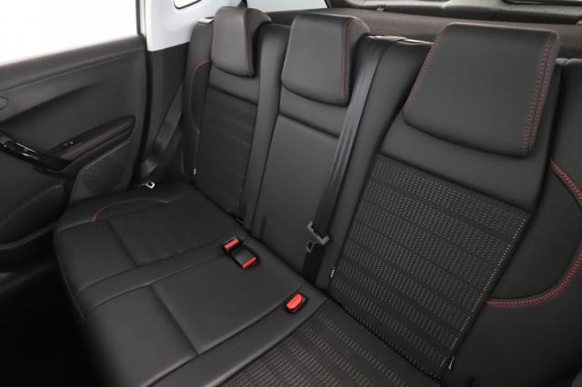 Peugeot 2008 image 4