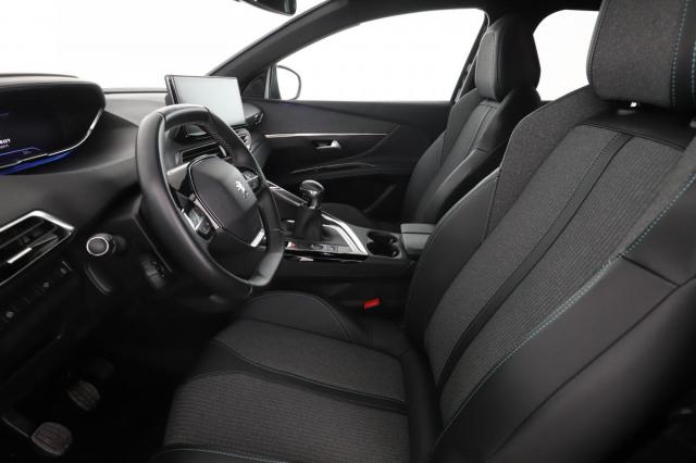 Peugeot 3008 image 3