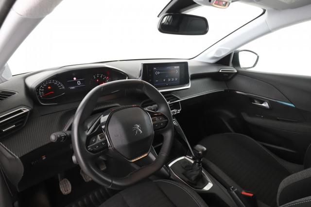 Peugeot 208 image 7