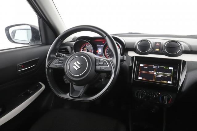 Suzuki Swift image 9