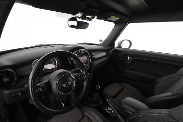 Mini Cabrio image 5