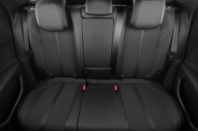 Peugeot 3008 image 1