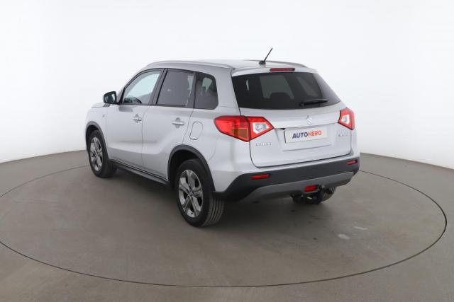 Suzuki Vitara image 3