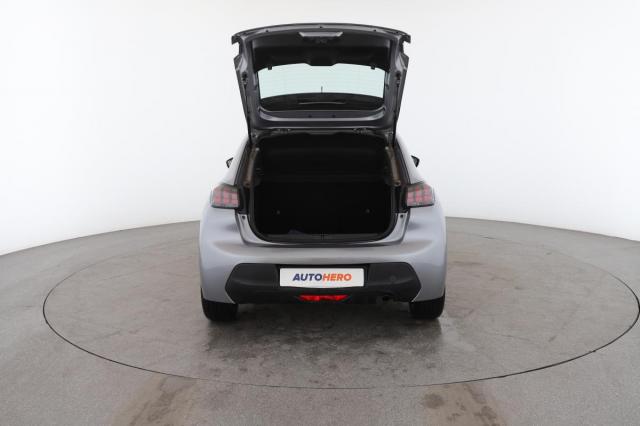 Peugeot 208 image 2