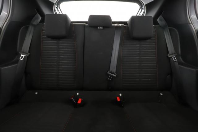 Peugeot 208 image 5