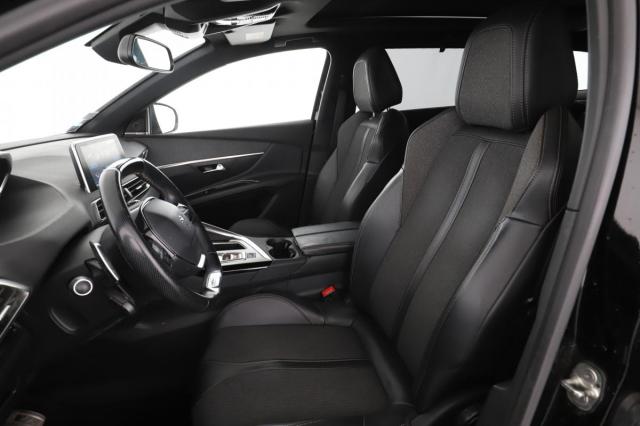Peugeot 5008 image 6