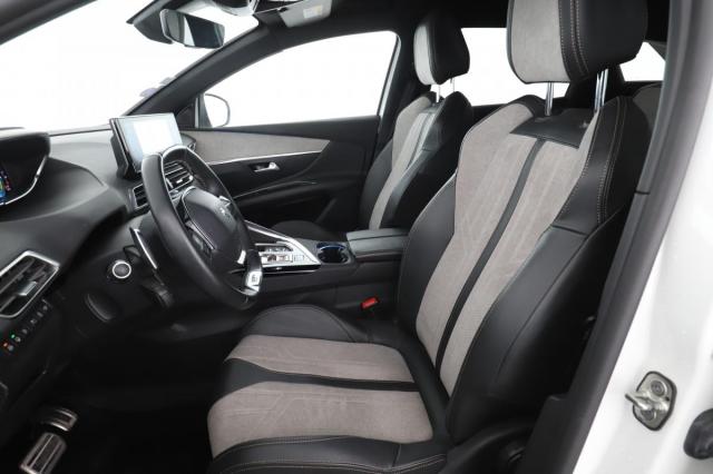 Peugeot 3008 image 8