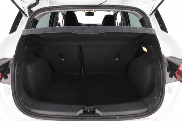 Nissan Micra image 9