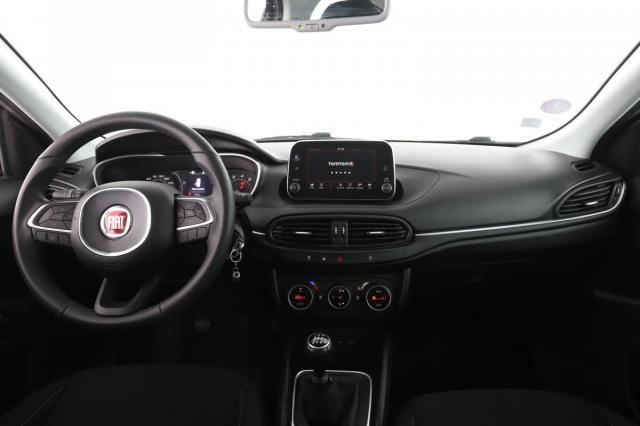 Fiat Tipo image 1