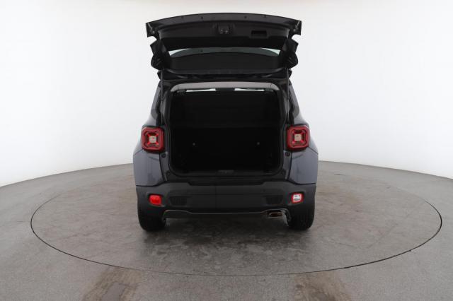 Jeep Renegade image 5
