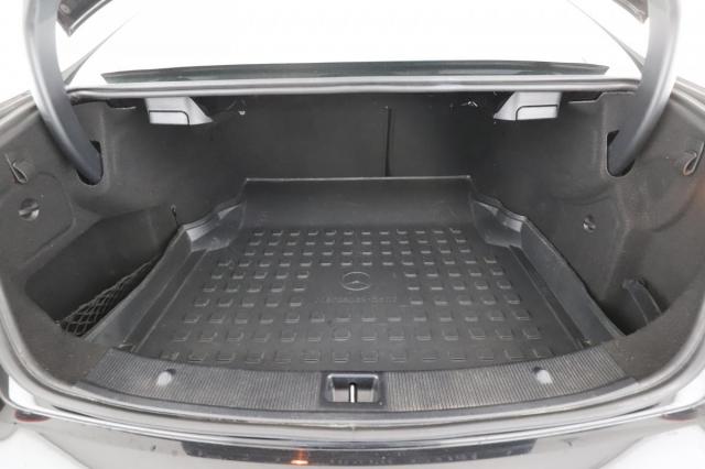 Mercedes Benz Classe E Coupe image 2