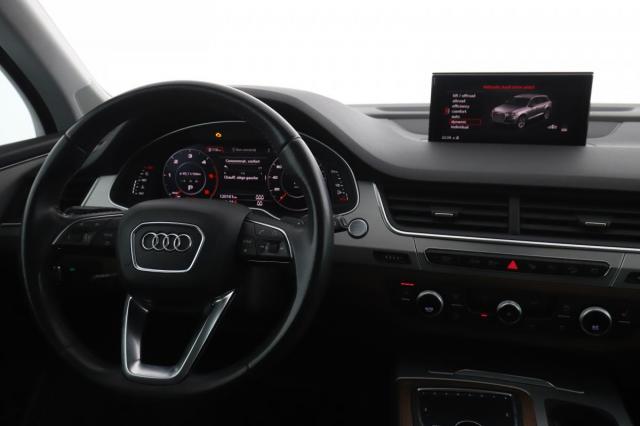 Audi Q7 image 1