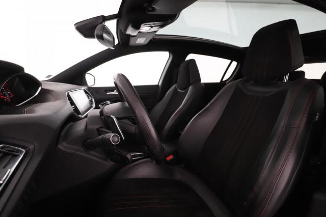 Peugeot 308 image 8