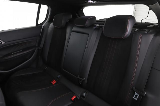 Peugeot 308 image 2