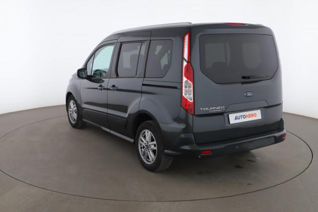Ford Tourneo Connect image 8