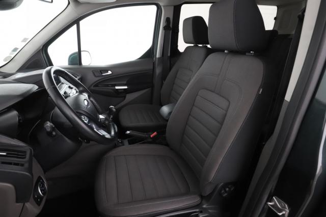 Ford Tourneo Connect image 9