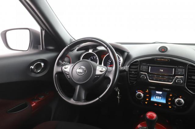 Nissan Juke image 3