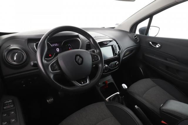 Renault Captur image 2