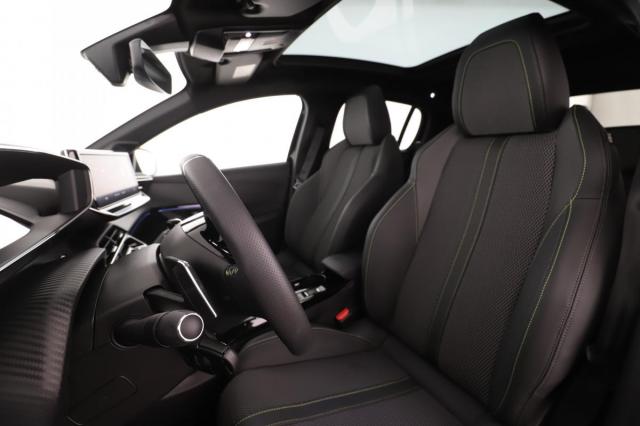 Peugeot 208 image 3