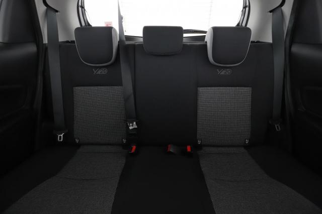 Toyota Yaris image 7