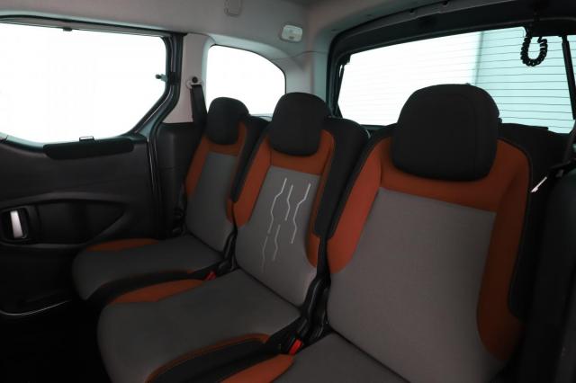 Peugeot Partner Tepee image 9