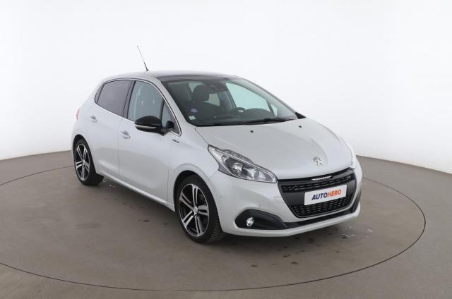 Peugeot 208 image 5