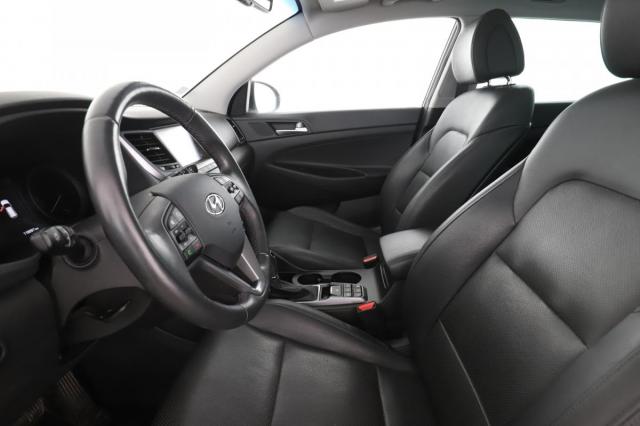 Hyundai Tucson image 8