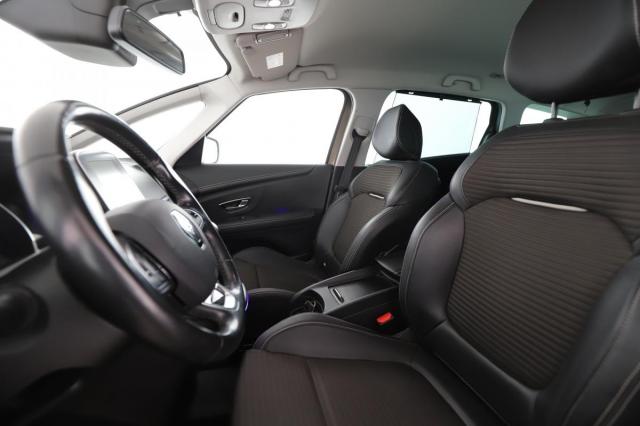 Renault Grand Scénic image 1