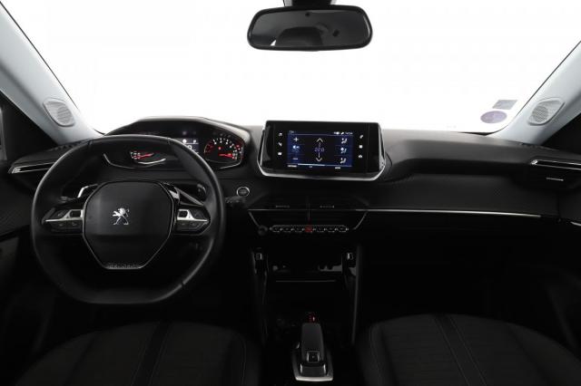 Peugeot 2008 image 9