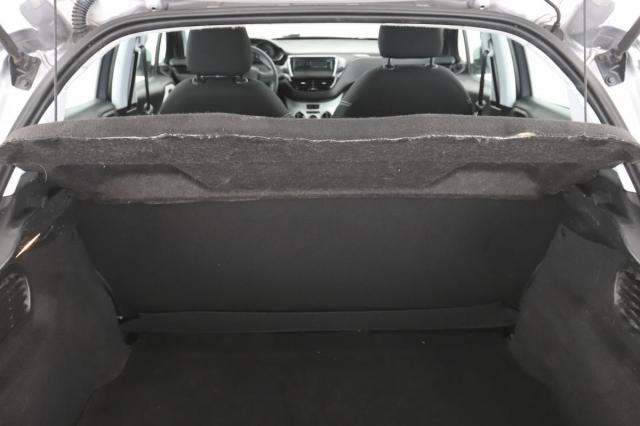 Peugeot 208 image 5