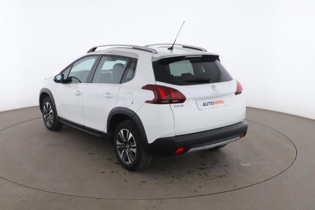 Peugeot 2008 image 9