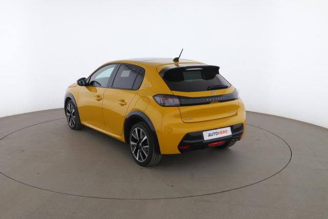 Peugeot 208 image 9