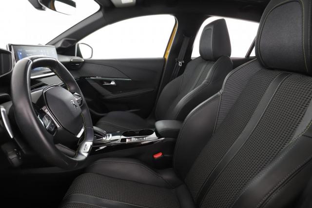 Peugeot 208 image 5