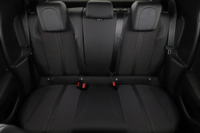 Peugeot 208 image 2