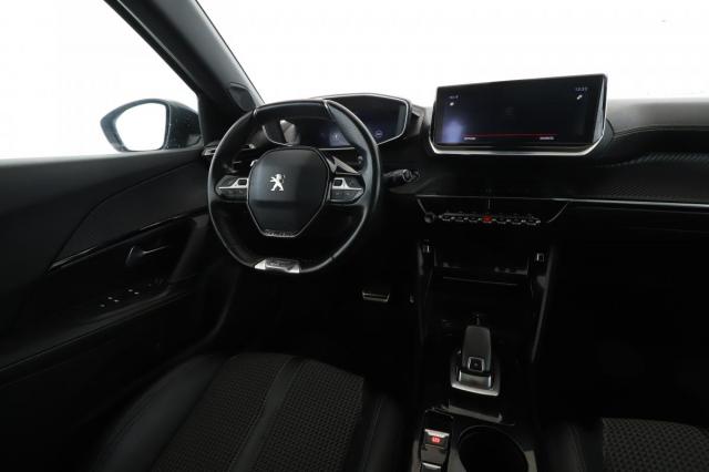 Peugeot 2008 image 7
