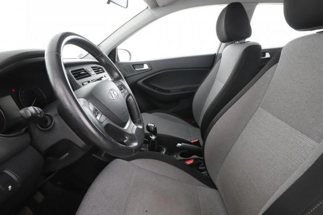 Hyundai I20 image 1