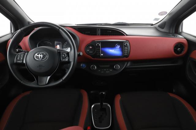 Toyota Yaris image 6