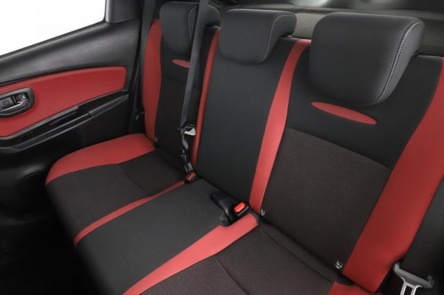 Toyota Yaris image 8