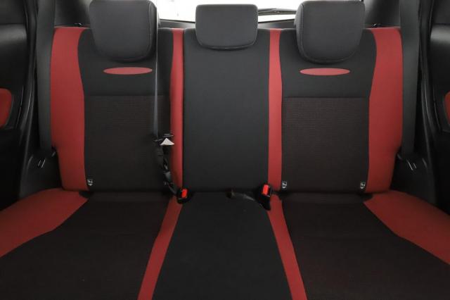 Toyota Yaris image 3