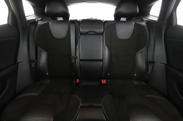 Volvo V40 image 1