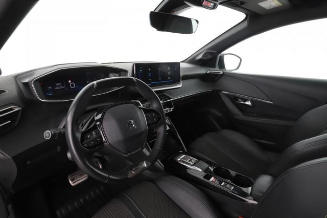 Peugeot 208 image 9