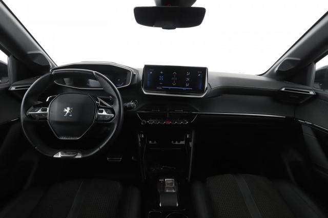 Peugeot 208 image 8