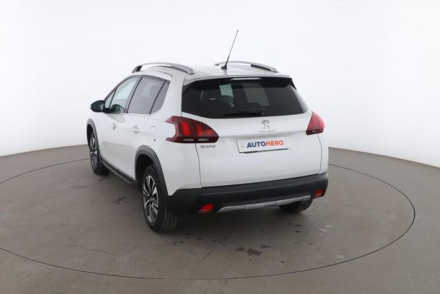 Peugeot 2008 image 6
