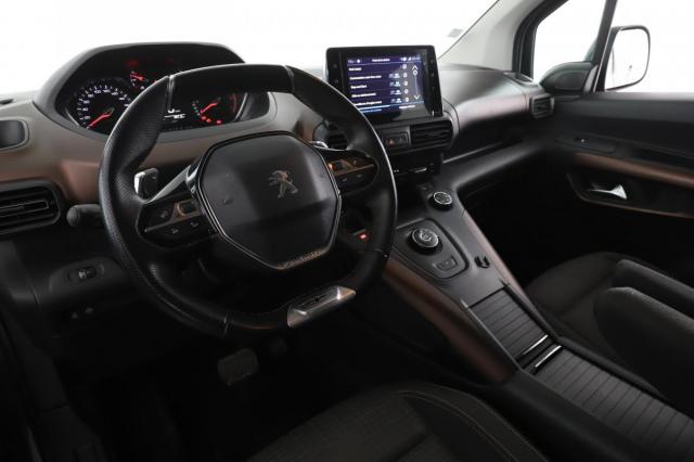 Peugeot Rifter image 1