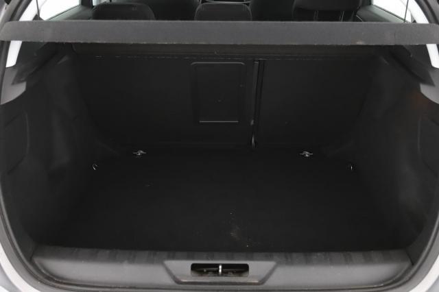 Peugeot 308 image 2