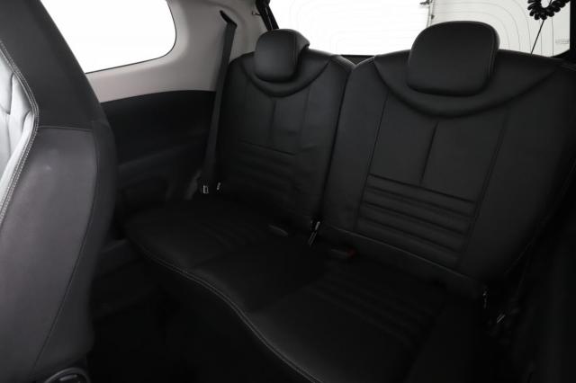 Peugeot 108 image 2