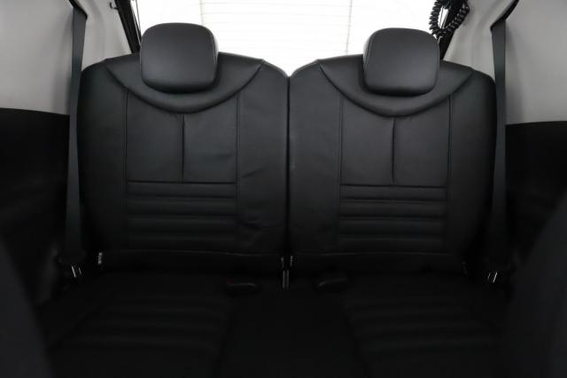 Peugeot 108 image 8