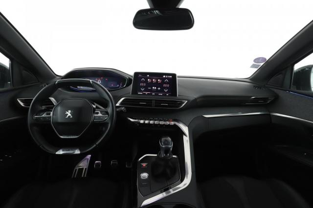 Peugeot 3008 image 8